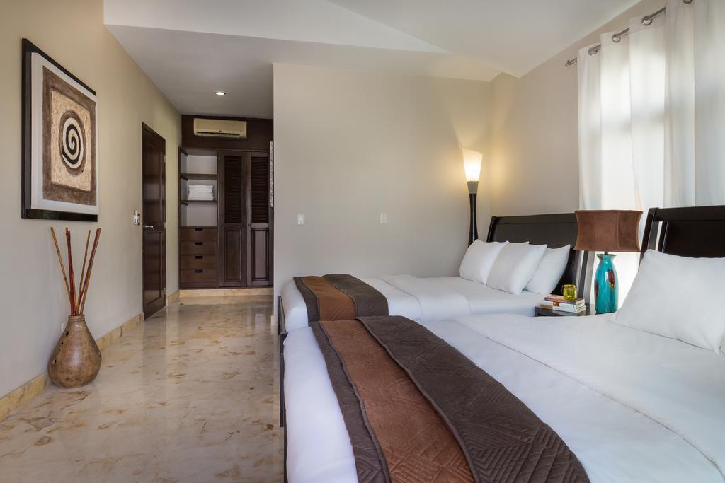 פלאייה דל כרמן Paseo Luxury Suites חדר תמונה